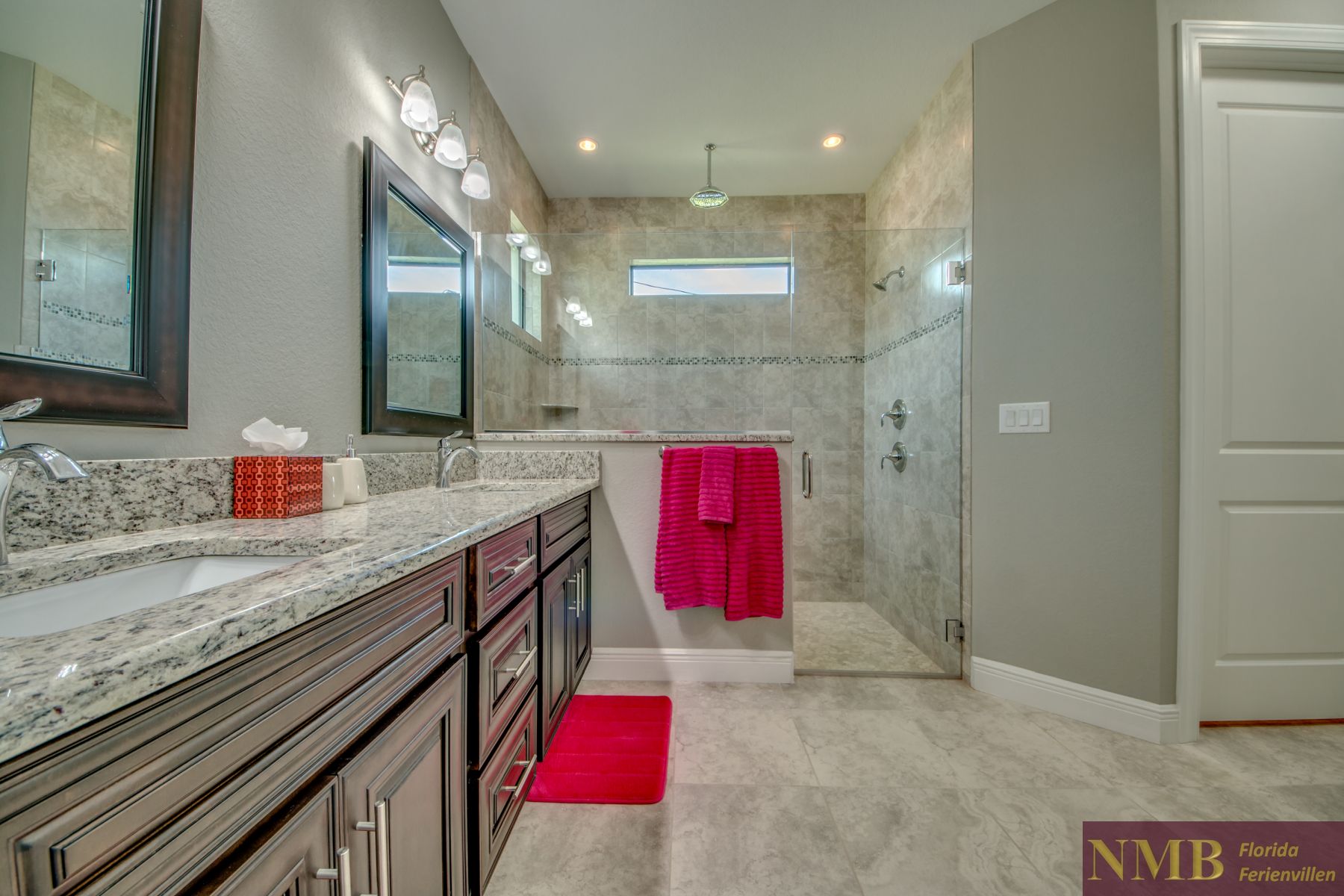 Ferienhaus Skyshine 28 MasterBathroom