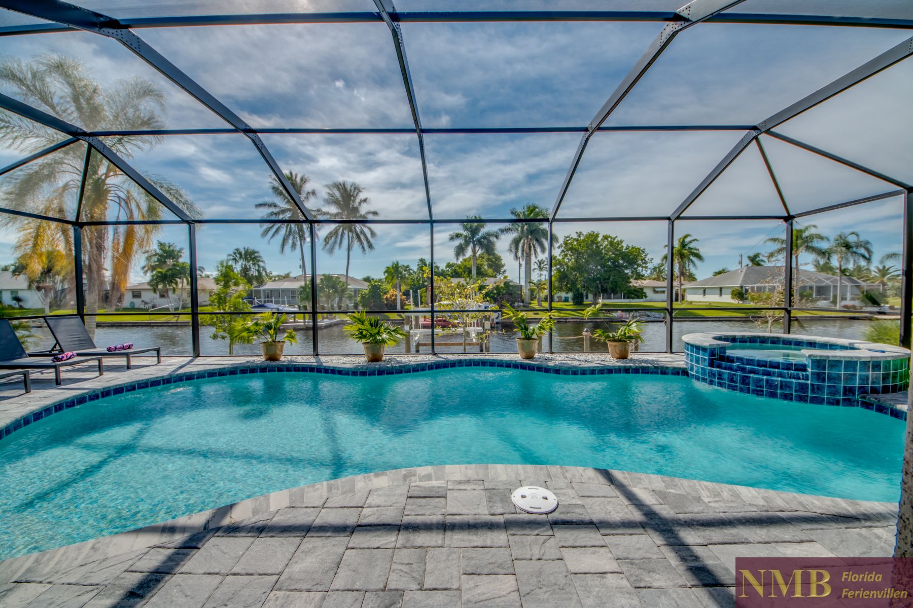 Ferienhaus Skyshine 44 Pool