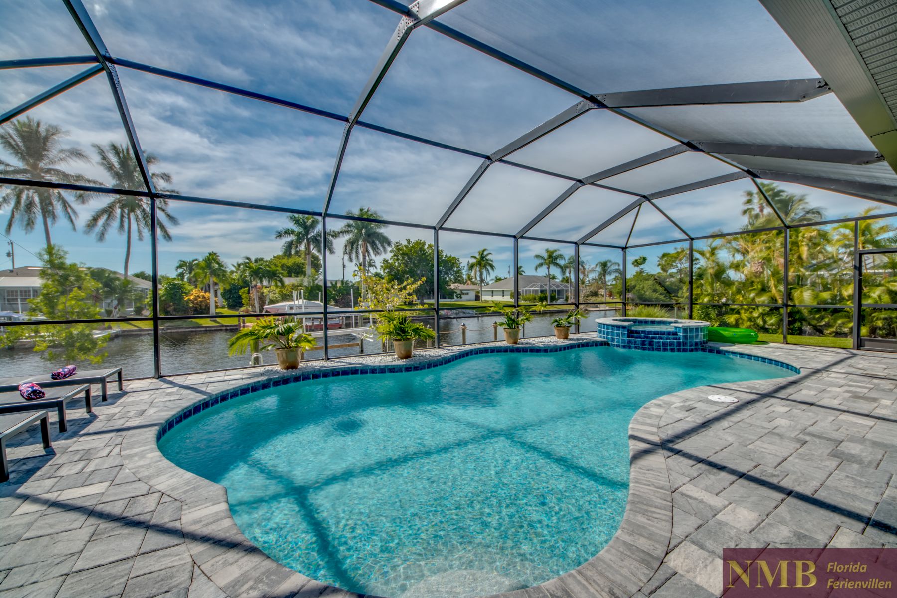 Ferienhaus Skyshine 46 Pool