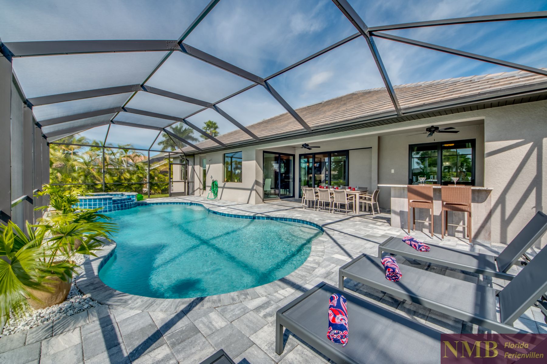 Ferienhaus Skyshine 48 Pool