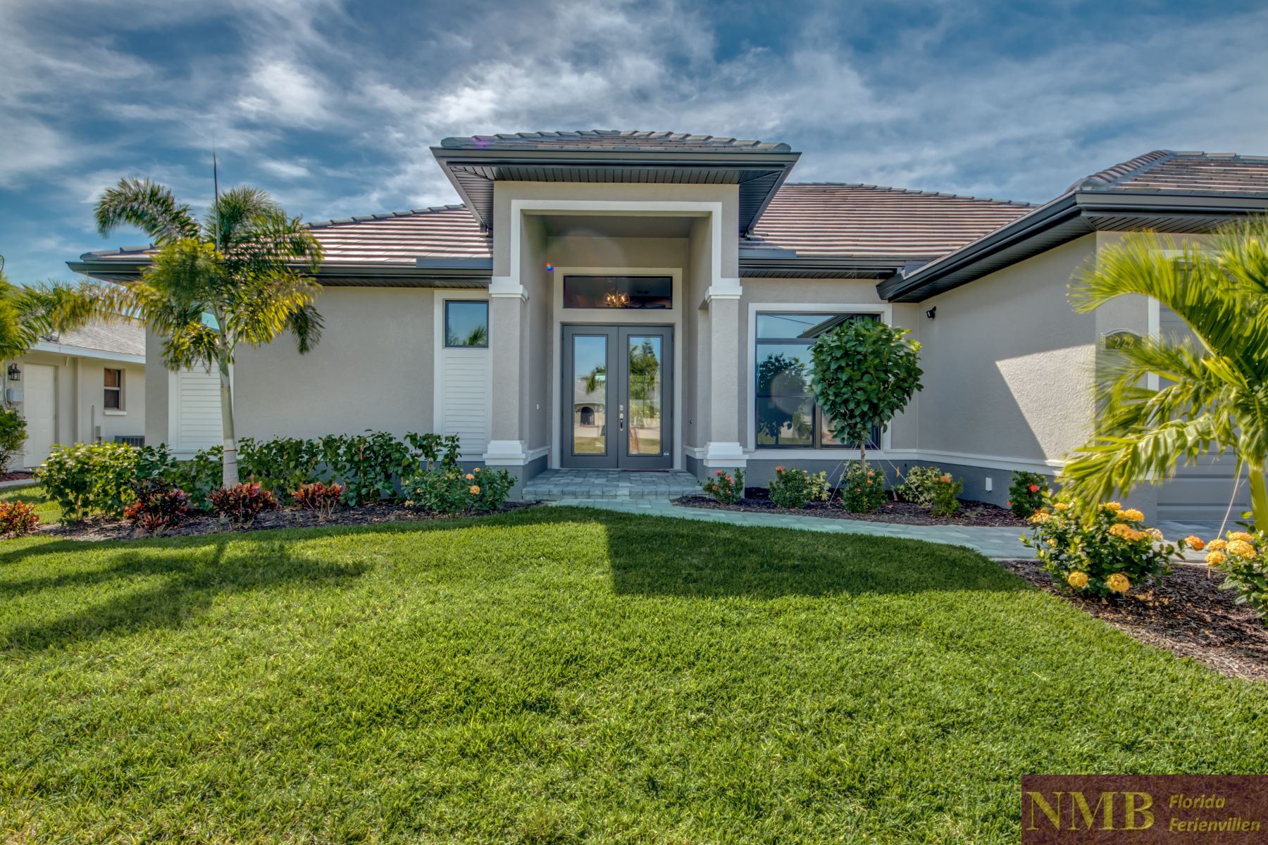 Ferienhaus Skyshine 5 FrontofVilla