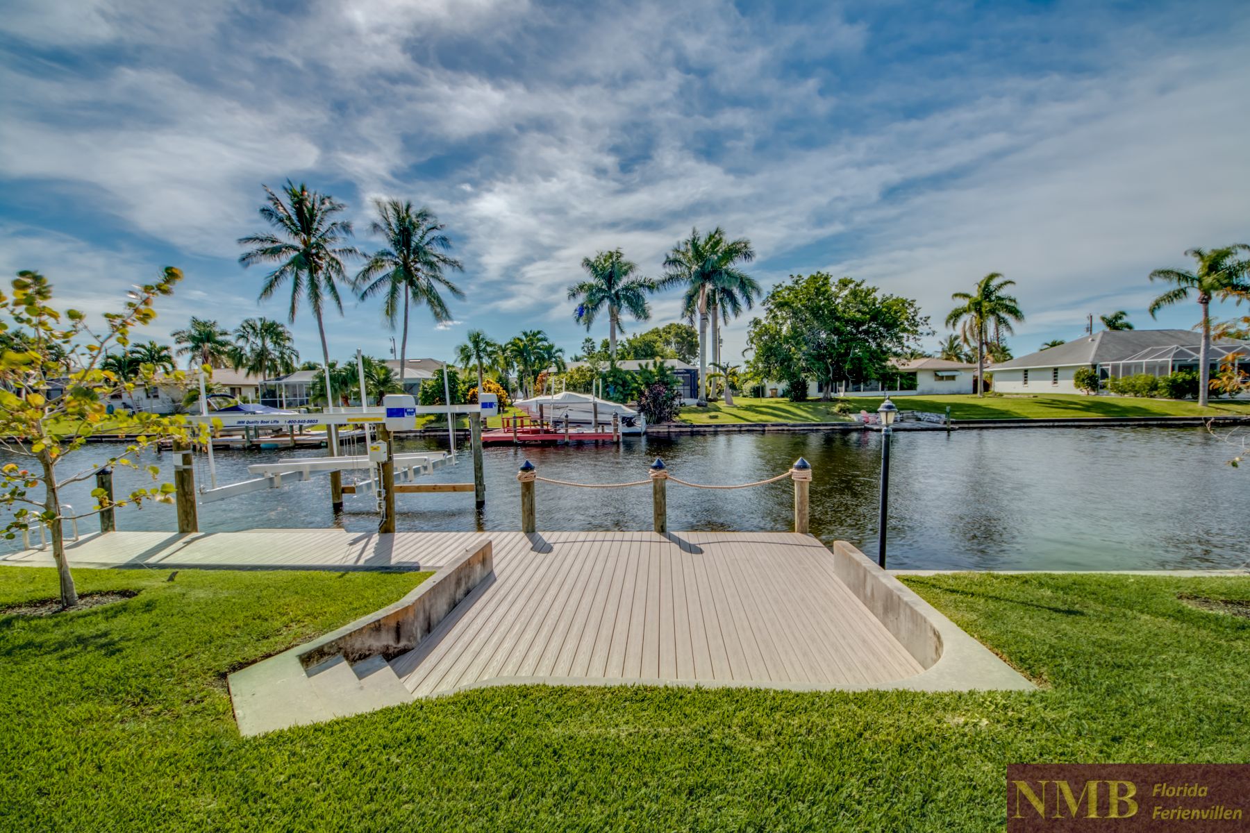 Ferienhaus Skyshine 52 BackandView