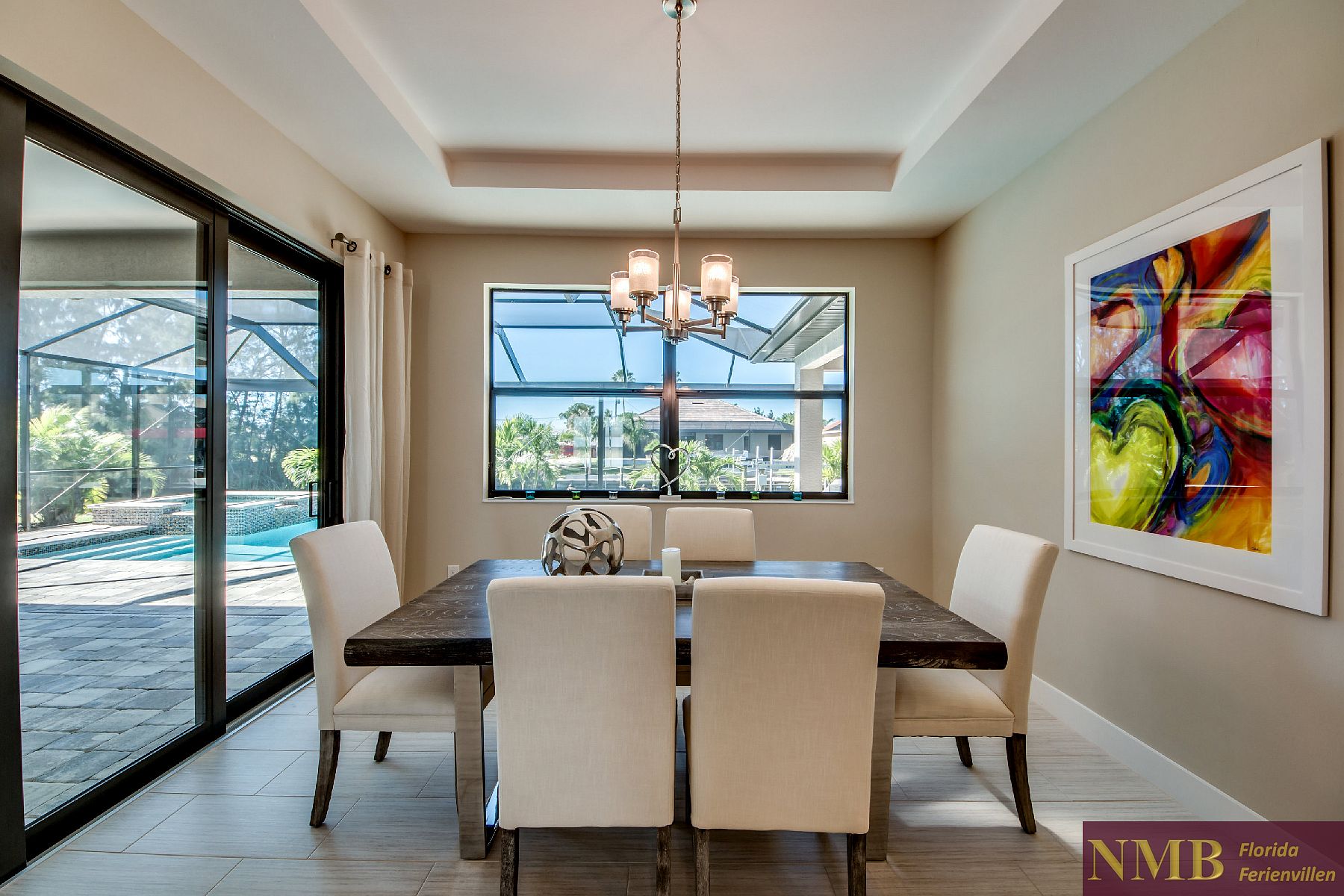 Ferienhaus Clifton Bay Dining Room 2