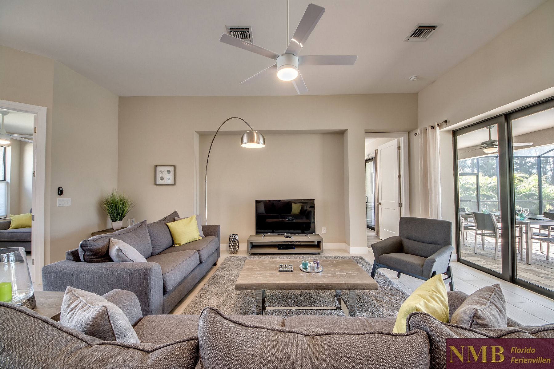 Ferienhaus Clifton Bay Living Room 3