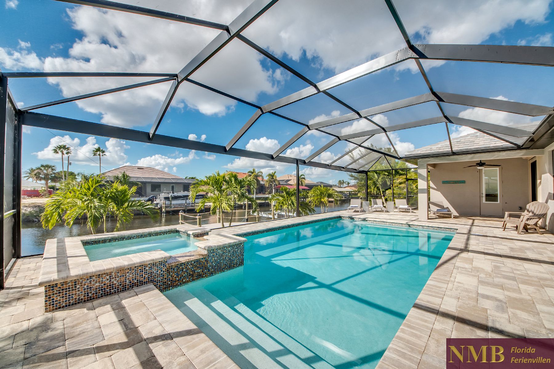 Ferienhaus Clifton Bay Pool 1