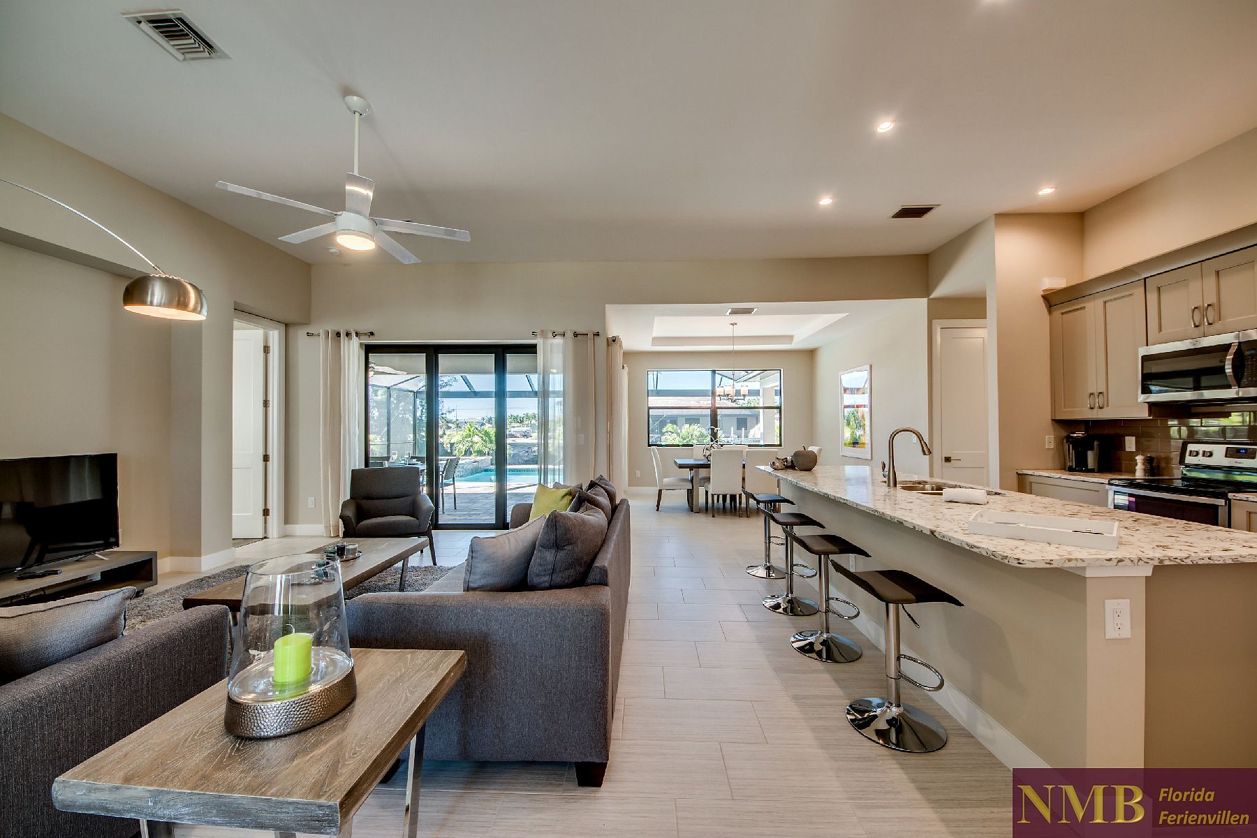 Ferienhaus Clifton Bay View From Front Door