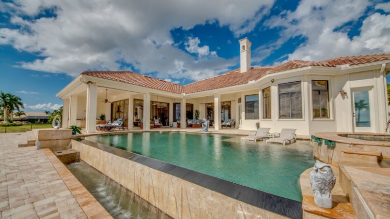 Luxus Villa Caloo 81 Pool
