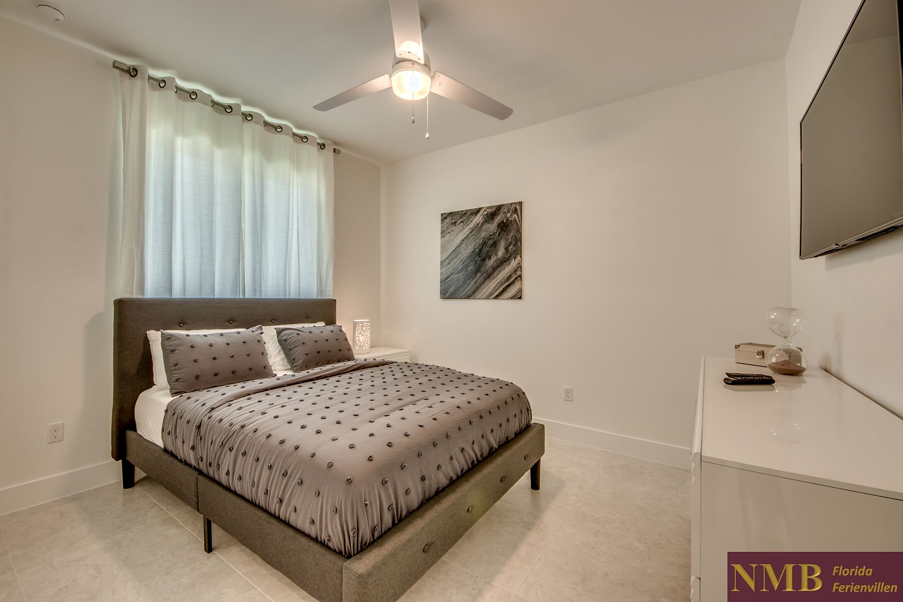 Pelican Bay 40 Bedroom 4