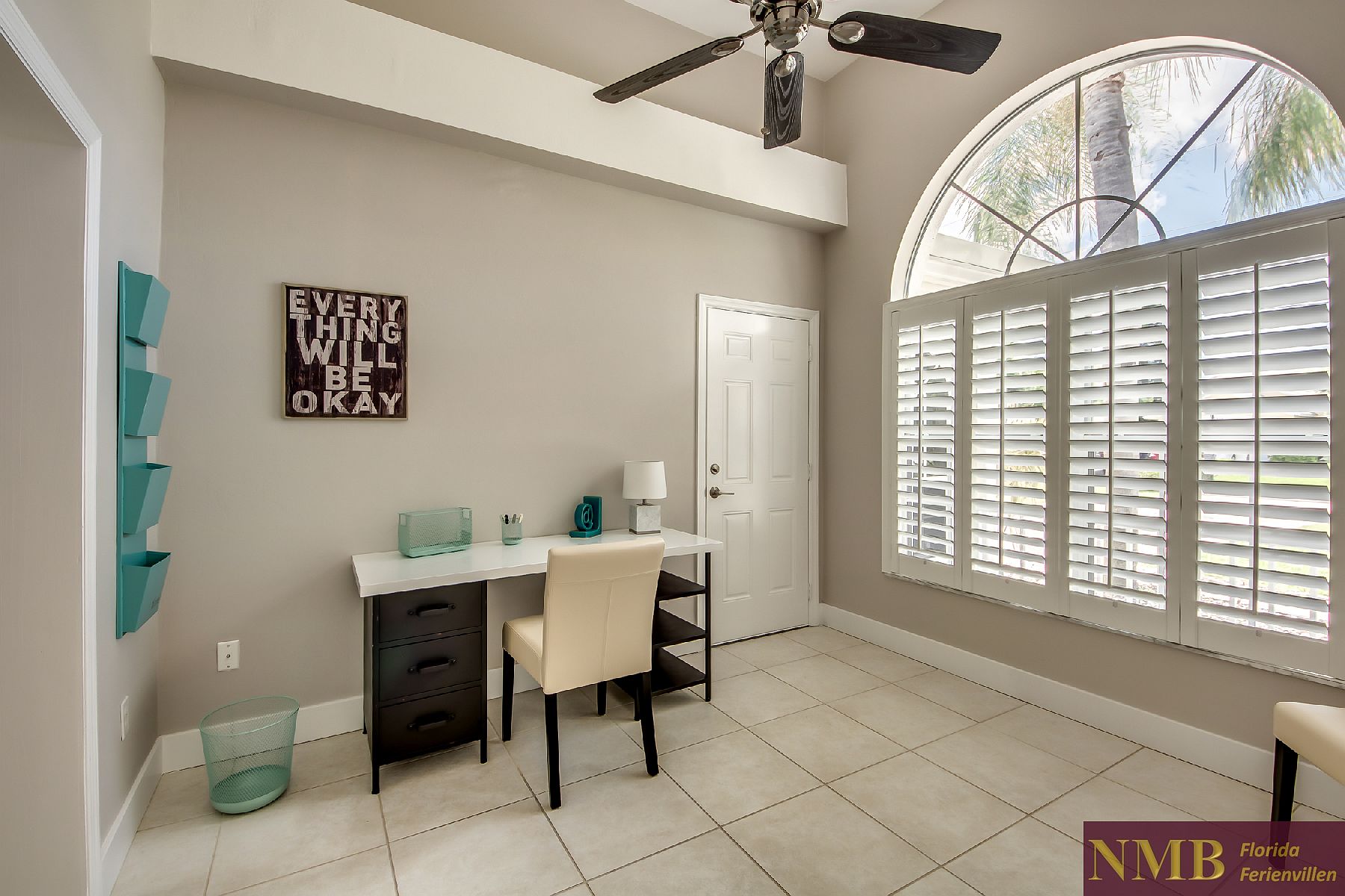 Vacation Rental River Pearl Office Den 1