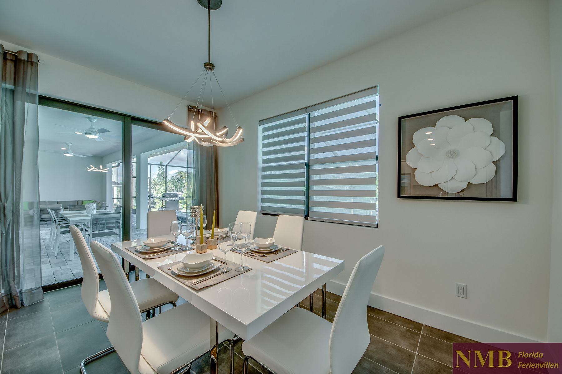 Villa Neo 28 Dining Room