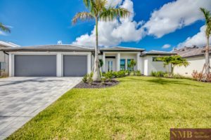 Ferienhaus Cape Coral Bon Voyage 2 Front of Villa