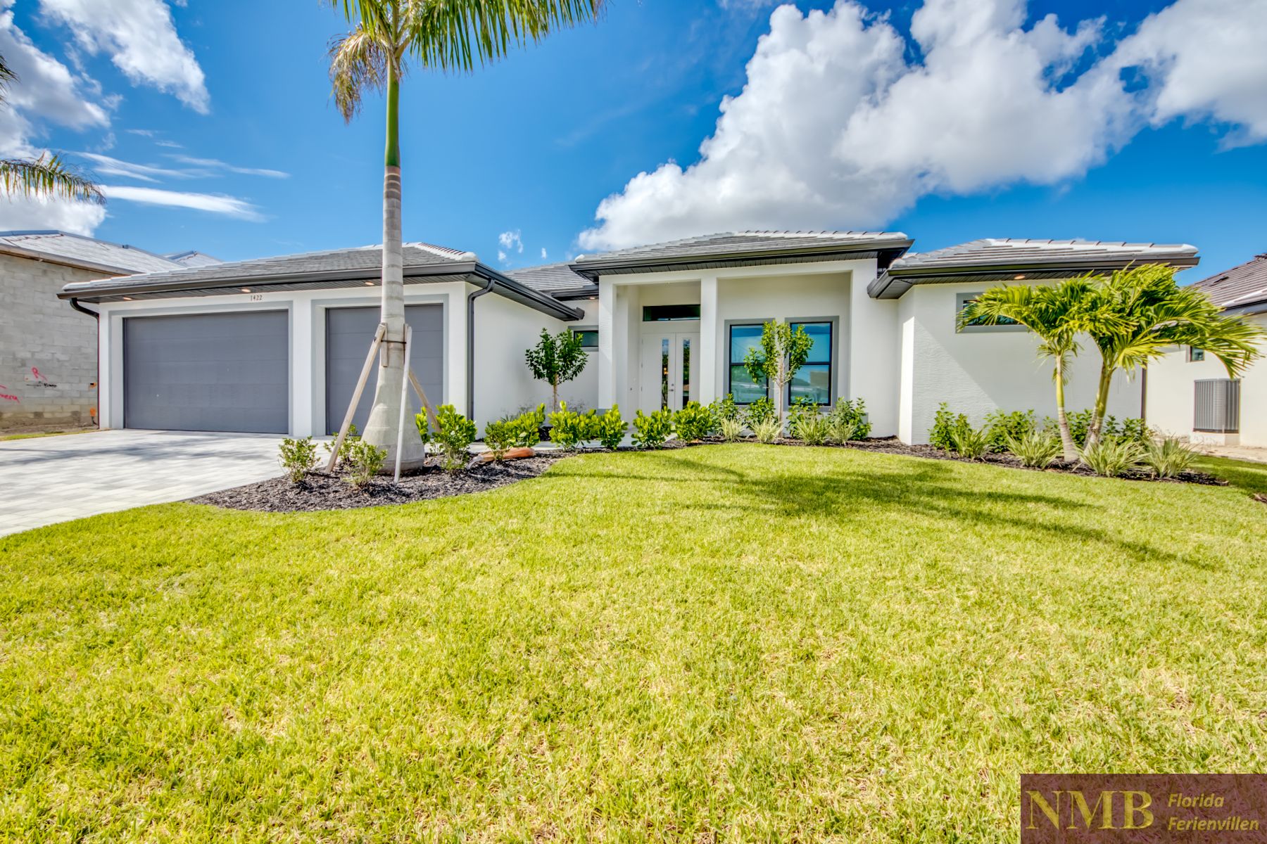 Ferienhaus Cape Coral Bon Voyage 3 Front of Villa