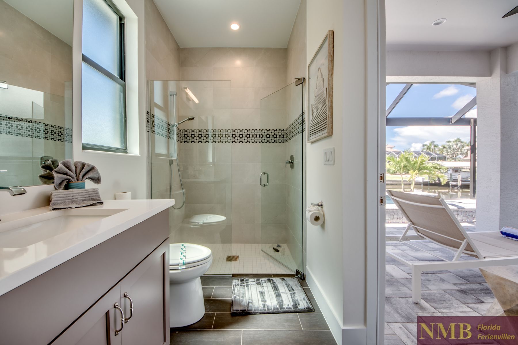 Ferienhaus Cape Coral Bon Voyage 37 Guest Suite Pool Bathroom