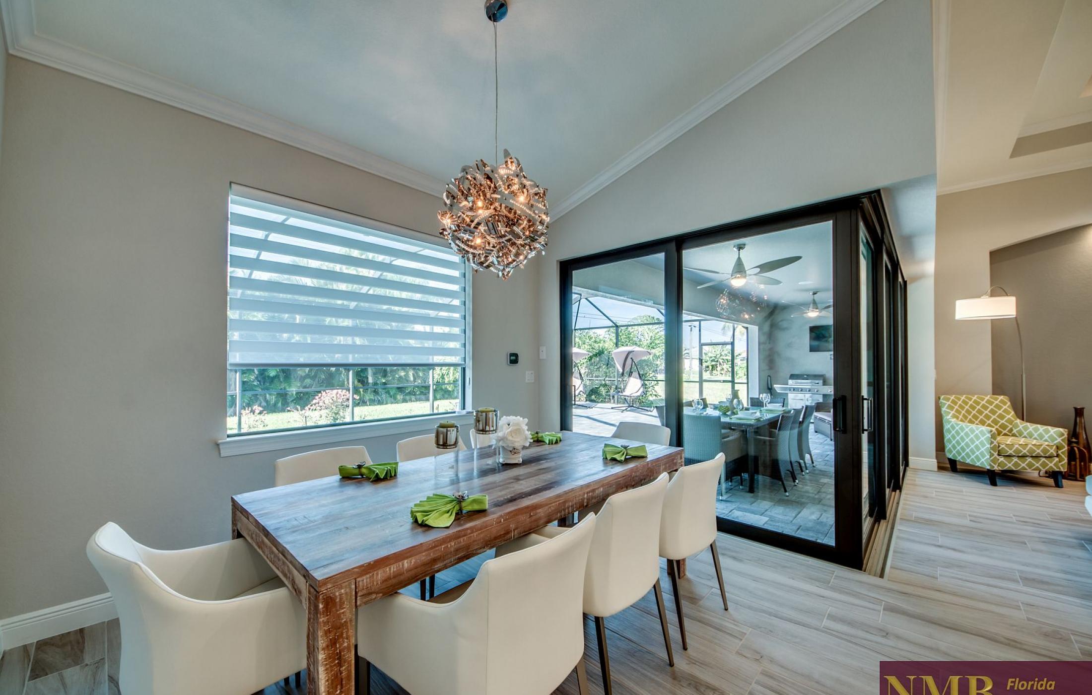 Ferienhaus Secret Pearl Dining Room 1