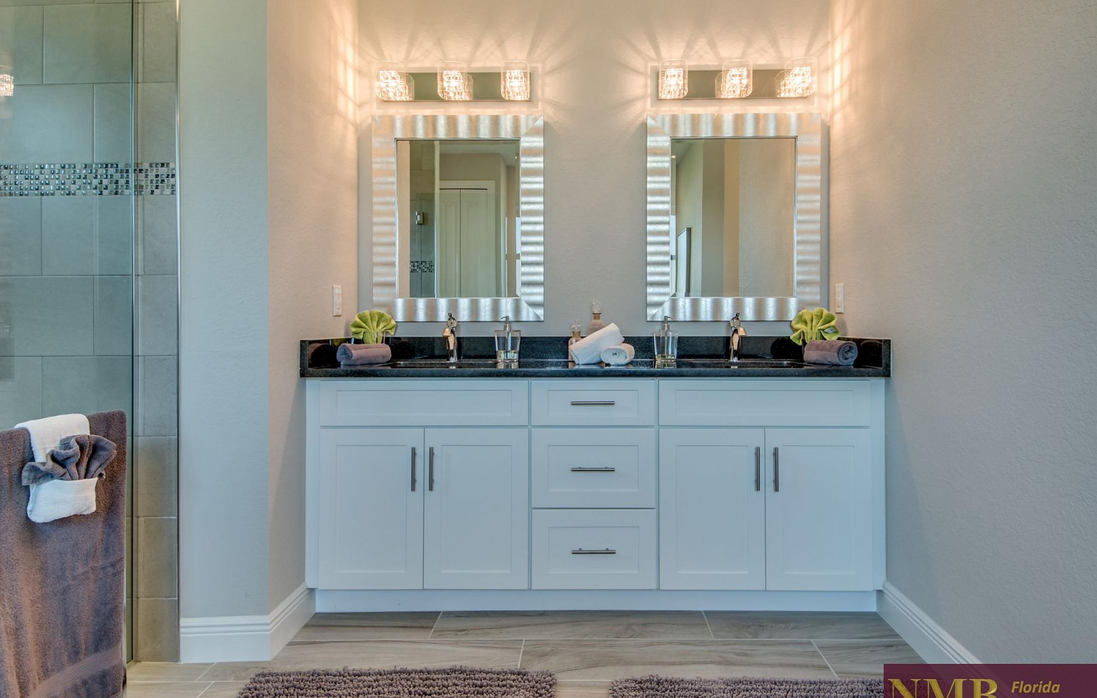 Ferienhaus Secret Pearl Master Bathroom 2