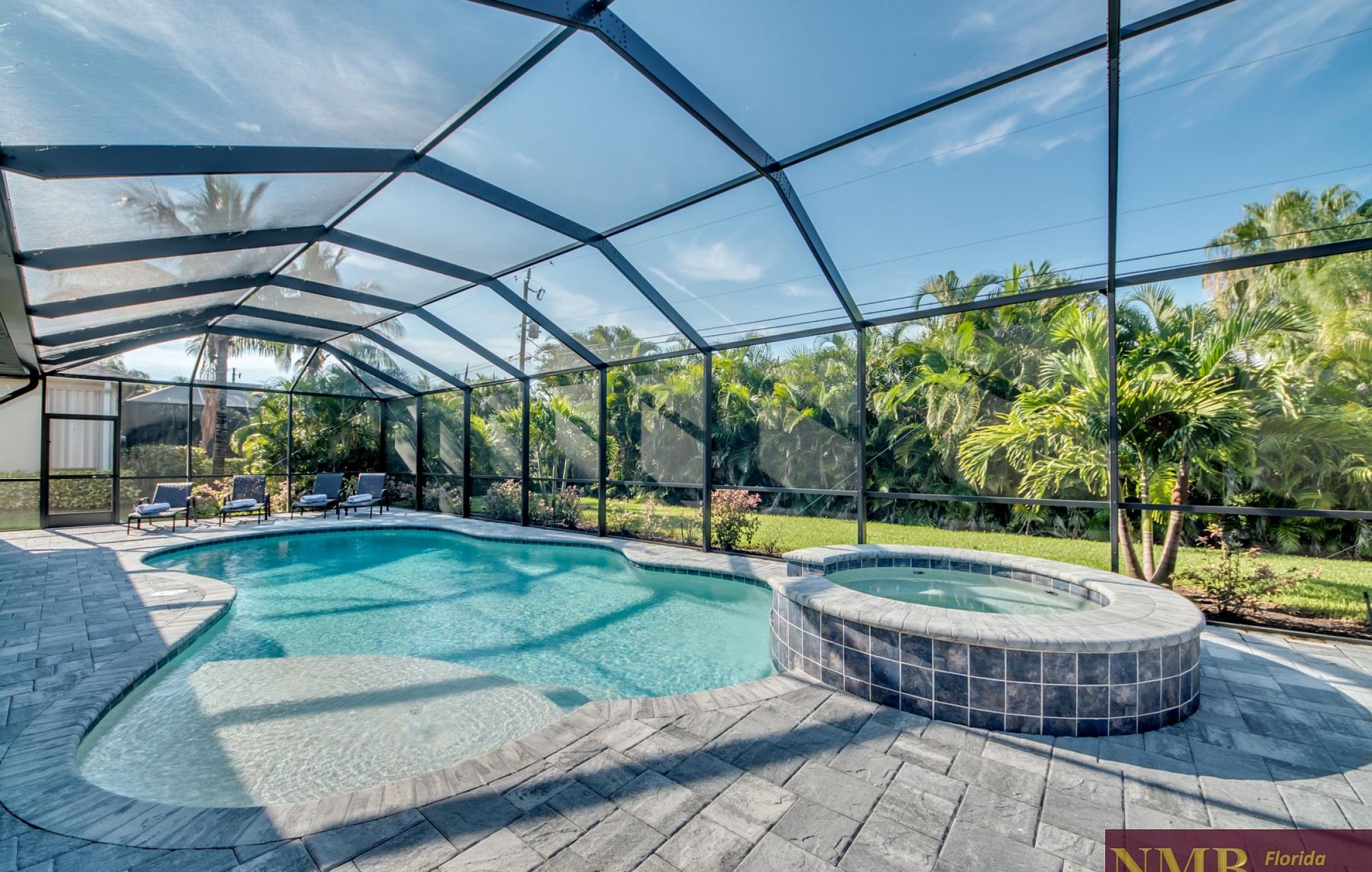 Ferienhaus Secret Pearl Pool