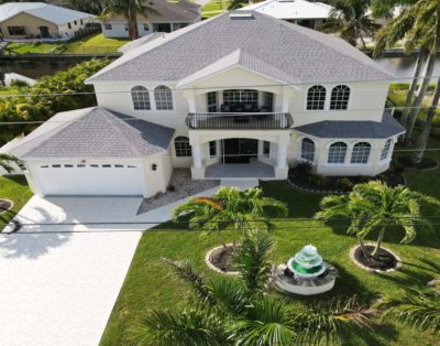 Villa Golden Globe