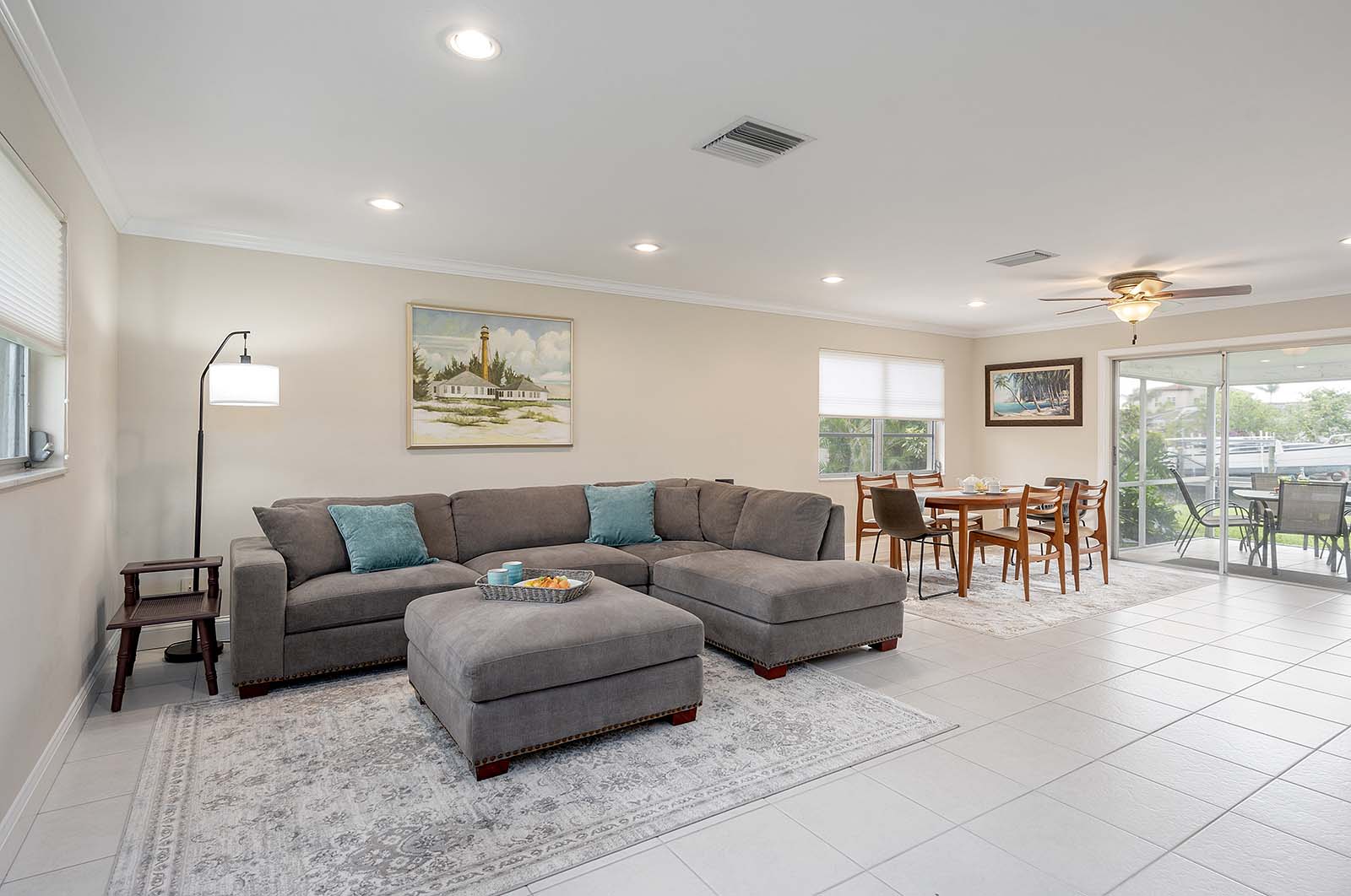 130 SW 52nd St CC 26
