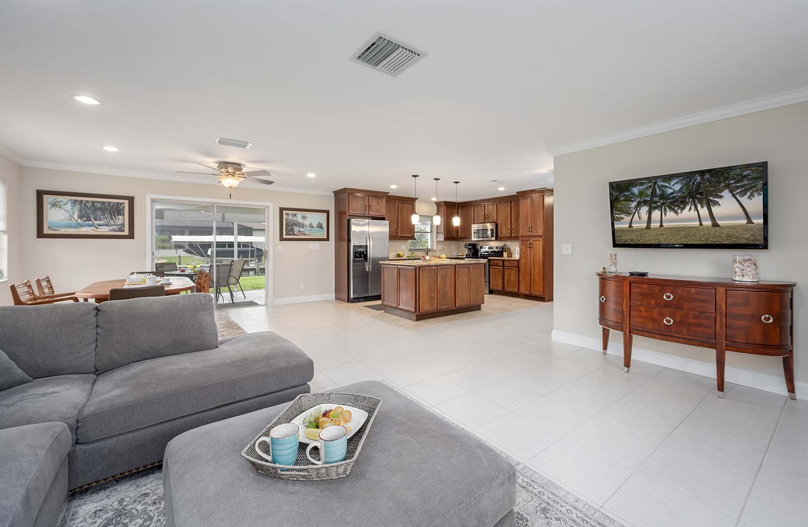 130 SW 52nd St CC 27