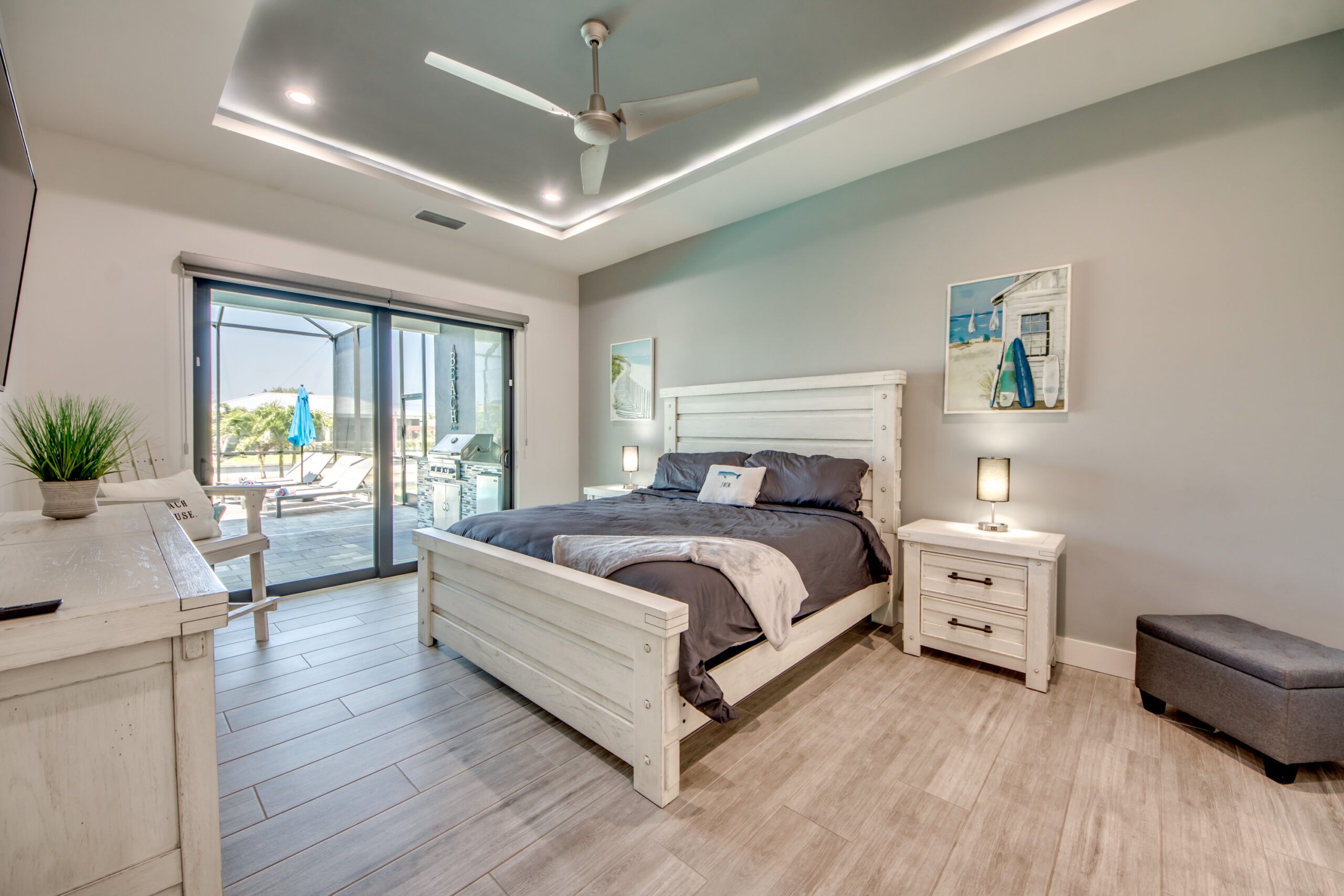 32 Master Bedroom scaled