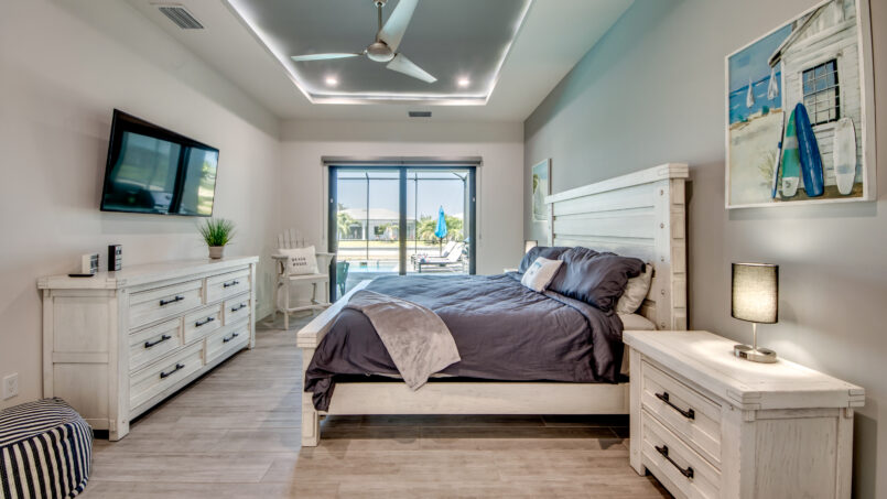 33 Master Bedroom scaled