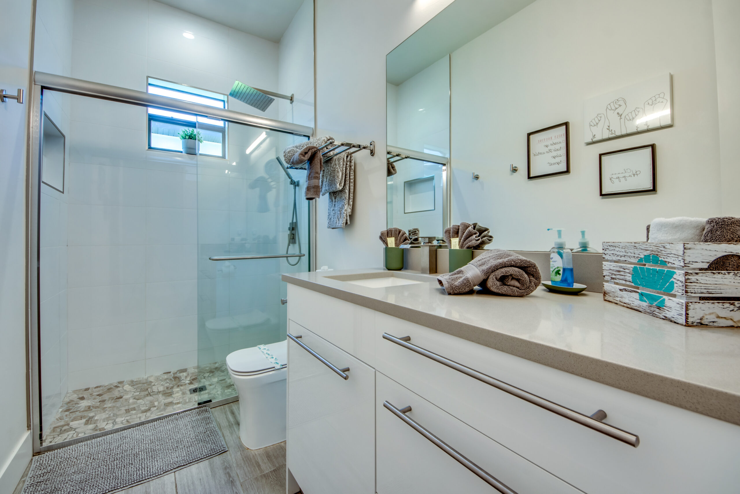 44 Guest Bathroom scaled