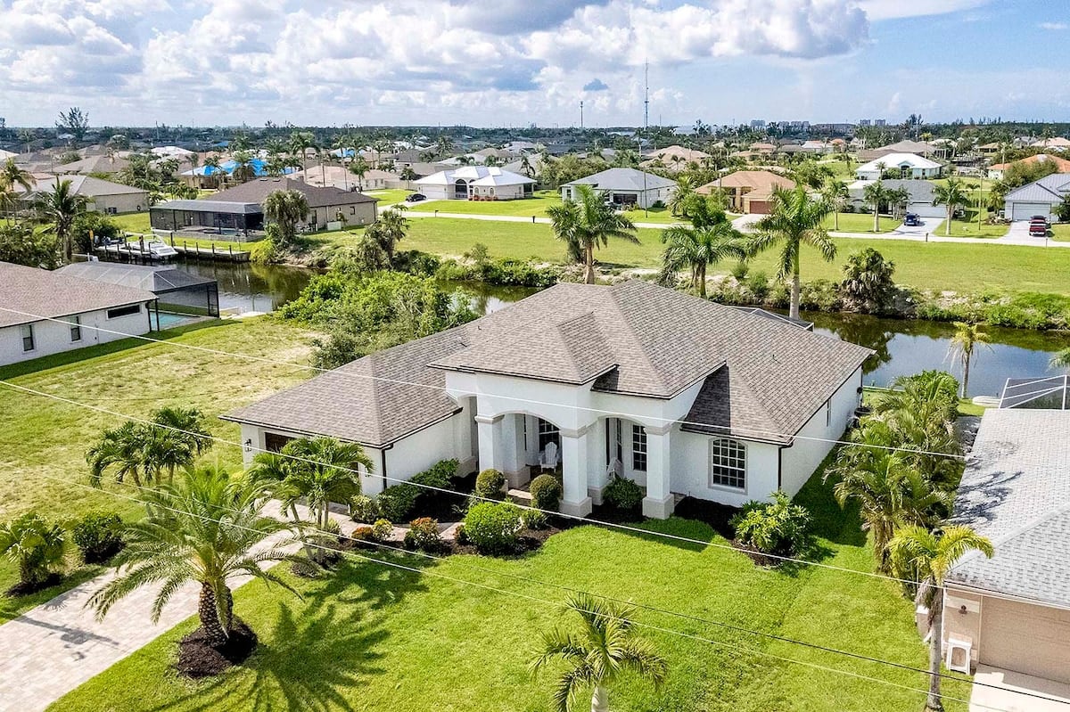 villa waterfront ferienhaus cape coral 01 (1)